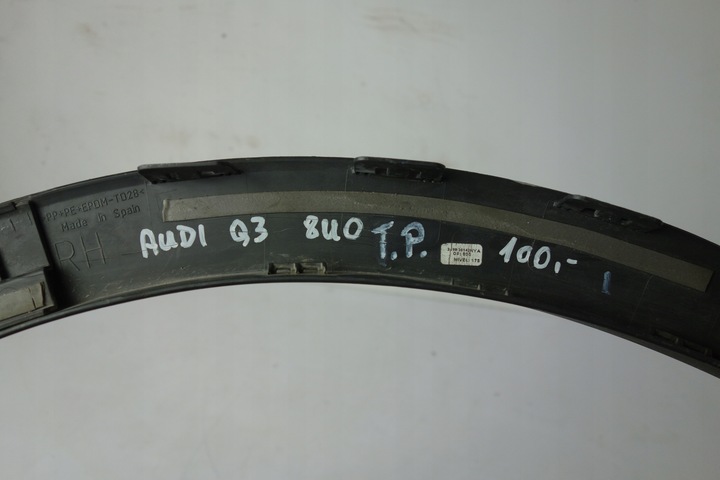 фото №5, Накладка крила зад права audi q3 8u0