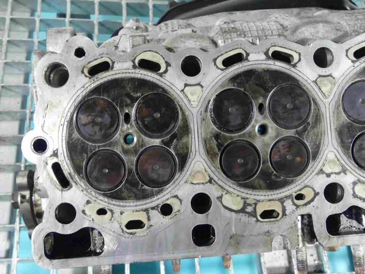 фото №11, Головка ліва вали range rover sport i l320 3.0 d 245km