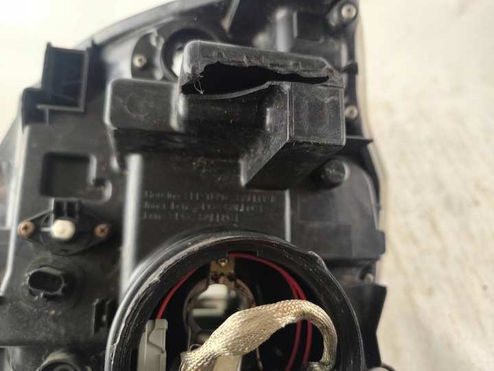 фото №11, Nissan x-trail t31 2007-2010 лампа права ксенон - європа