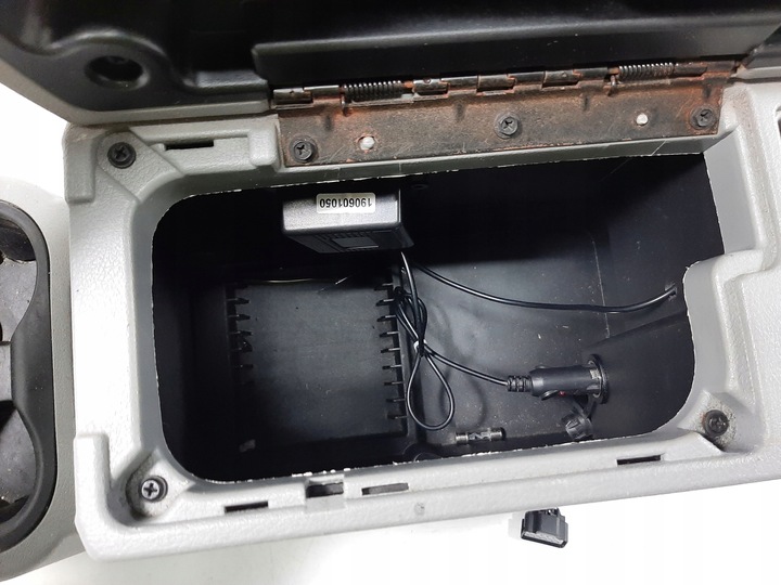 фото №15, Dodge durango ii рестайлинг 07r туннель средний подлокотник