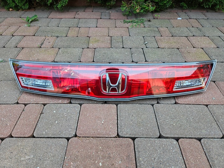 фото №12, Накладка крышки задней honda civic viii 8 ufo 132-16721 / 13216721 / 132 16721