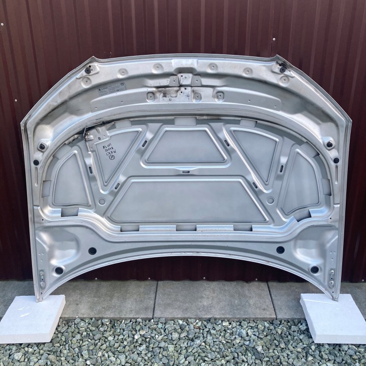 фото №9, Audi a3 рестайлинг 2008-2013 год капот крышка двигателя lx7w 8p0823373