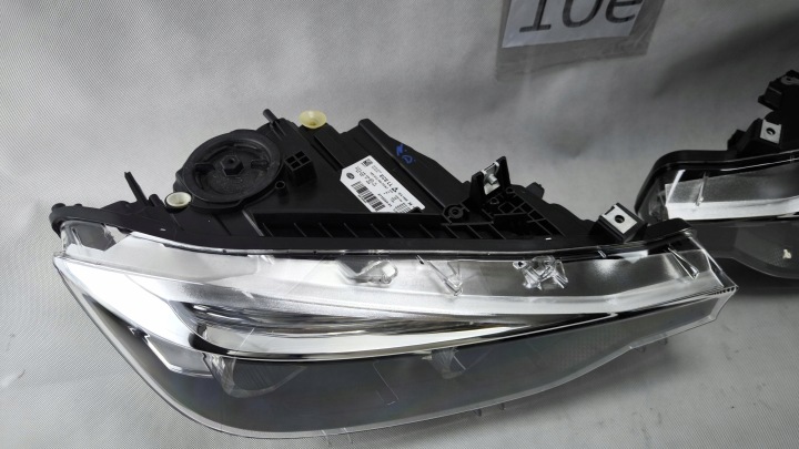 фото №10, Bmw f30 f31 рестайлінг lci повний led ліве праве фара 8739559 8739560 тінь