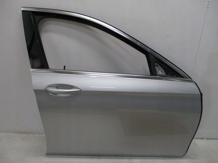 фото №1, Дверь правые передние mercedes e класс 213 17 sedan