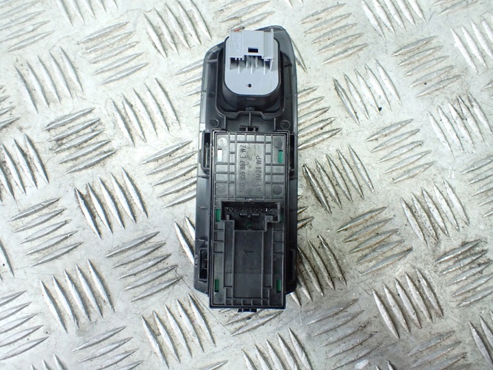 фото №10, Панель стекло зеркал vw atlas 3.6 fsi 2019