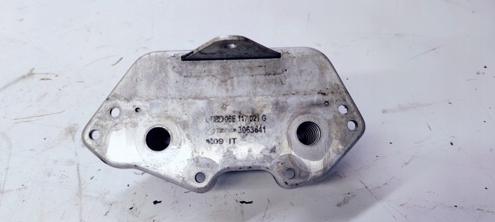 фото №1, Радиаторов масла audi a4 b7 a6 c6 06e117021g