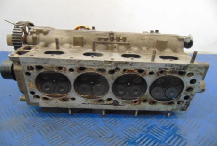 фото №4, Opel vectra c 1.6b 16v головка двигуна комплектна r90400186