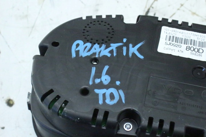фото №8, Панель приборов 5j0920800d skoda roomster praktik 1.6 tdi