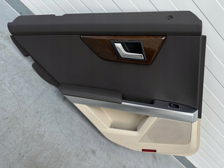 фото №1, Обивка дверь боковина левый задний зад mercedes glk 204 x204