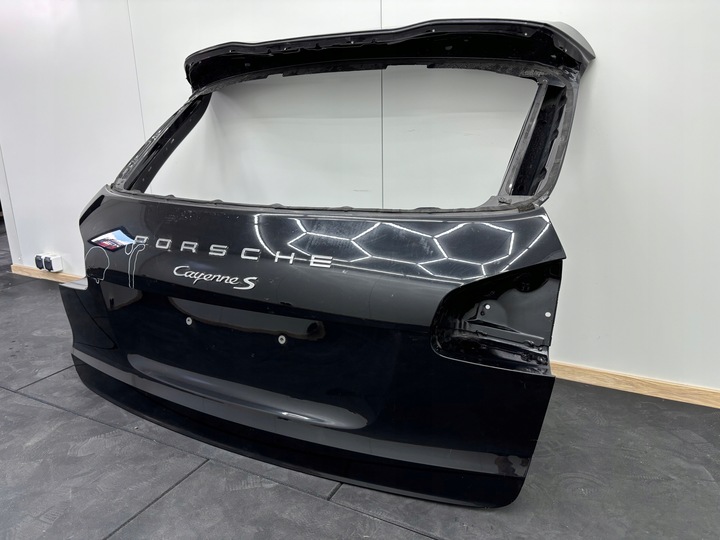 фото №10, Porsche cayenne 7p рестайлинг 15r- крышка багажника