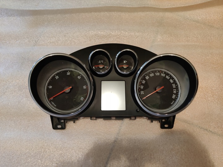 фото №1, Спидометр приборы opel astra j iv 13374901 идеальные