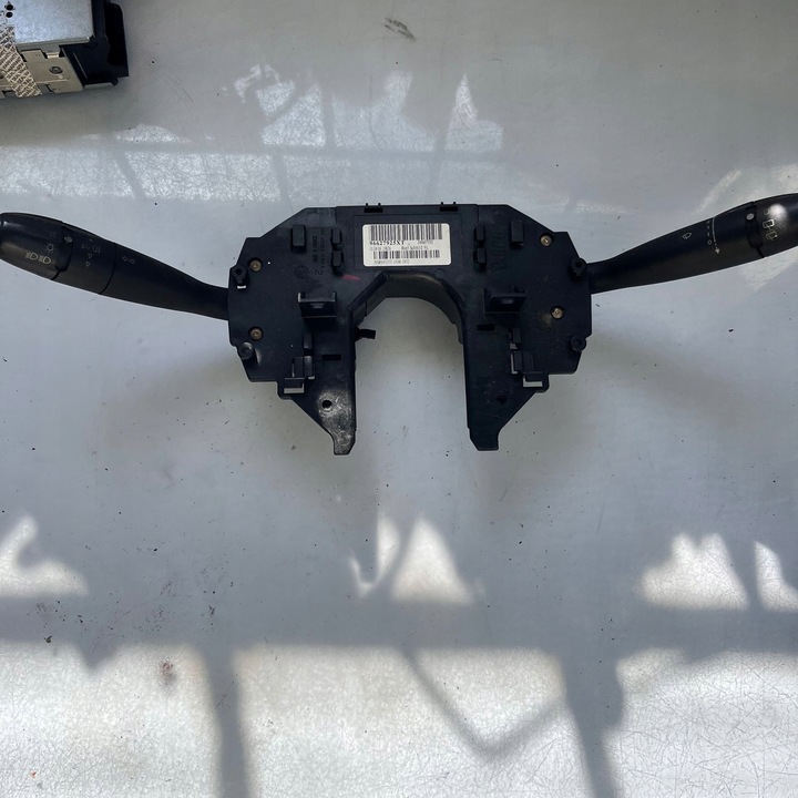 фото №1, Citroen c4 i 2005 рулевой/подрулевой / переключатель поворотов дворник