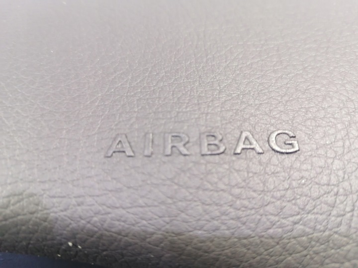 фото №5, Mercedes glb x247 панель консоль подушка безопасности ремни