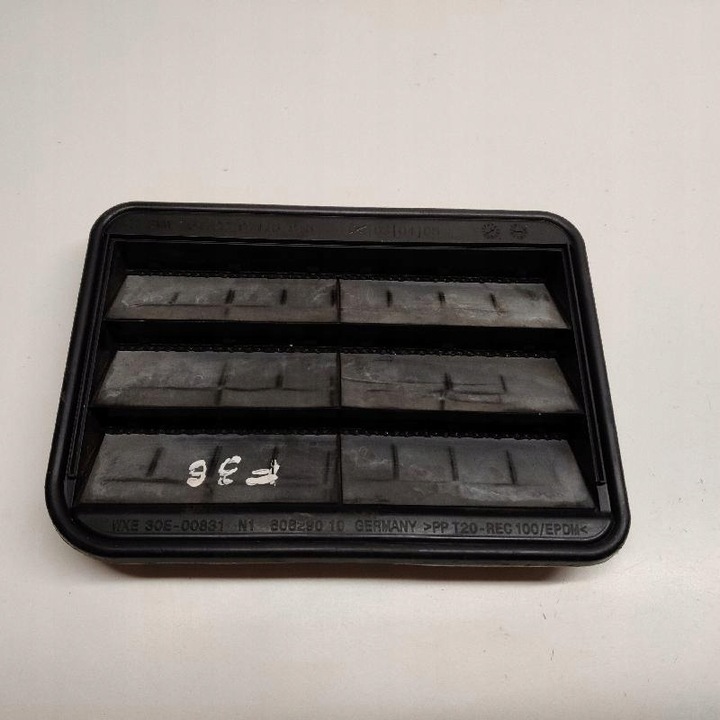 фото №8, Решітка вентиляції bmw 4 gran купе f36 9176945 2.0l бензин 135kw 2017