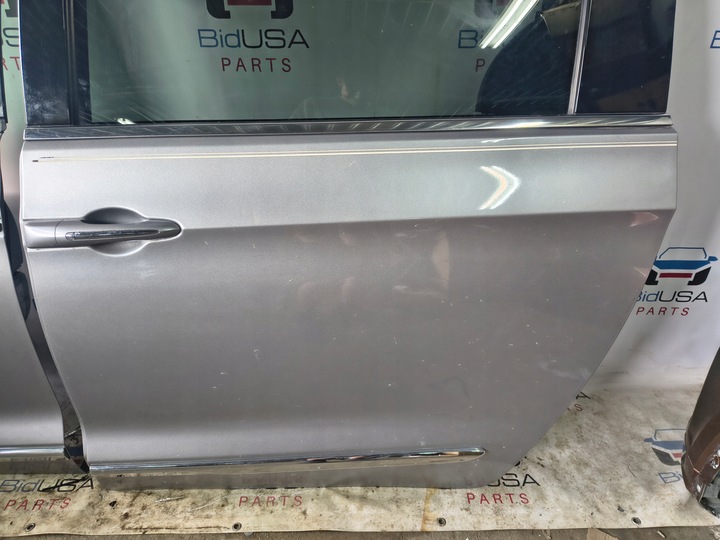 фото №12, Комплект дверь левая перед зад chrysler pacifica pacyfica limited psc