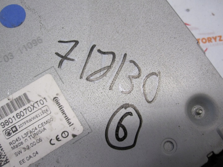 фото №10, Citroen c3 ii 1.4 hdi 12r магнітола cd 98016070xt