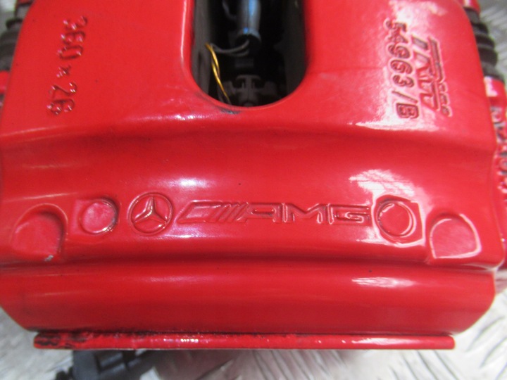 фото №9, Mercedes w213 amg 63 6.3 гальма затискачі диски комплект