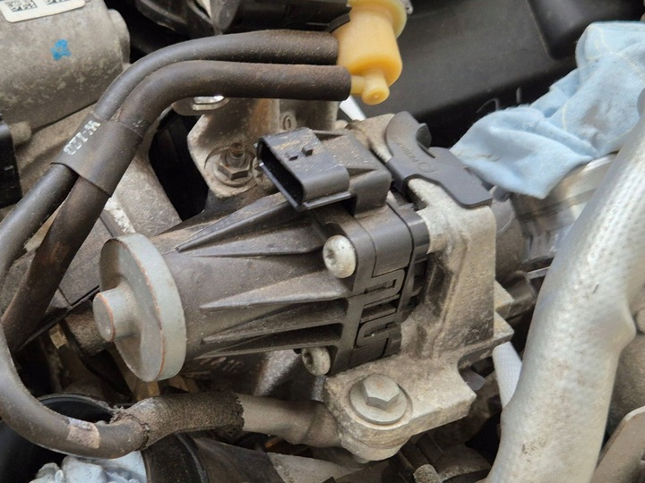 фото №10, Renault clio iv двигун k9kb608 turbo форсунки насос kpl.egr bdb