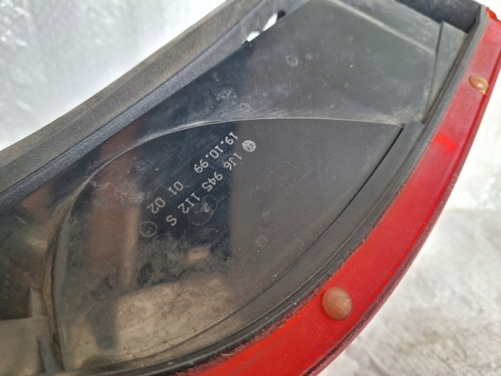 фото №9, Vw golf iv 4 фара задня зад права 1j6945112s