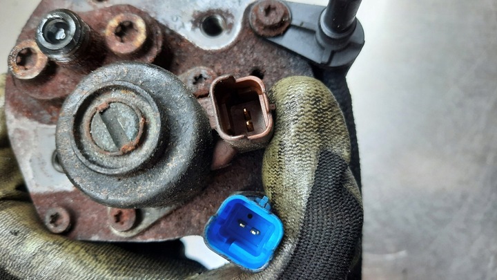 фото №6, Насос впрыскивающий 1s4q-9b395-bg r9044z016a ford focus 1.8 tdci