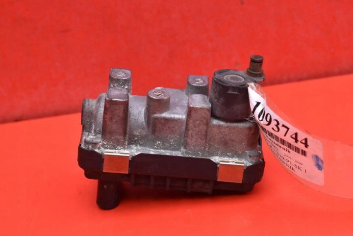 фото №5, Регулятор турбіни 6nw009228 volvo s80 2 ii 2.4 d5 185 km 06-09