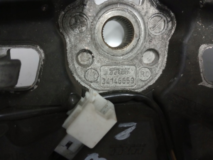 фото №11, Renault twingo iii руль мультифункция 34146659 255503372r европа