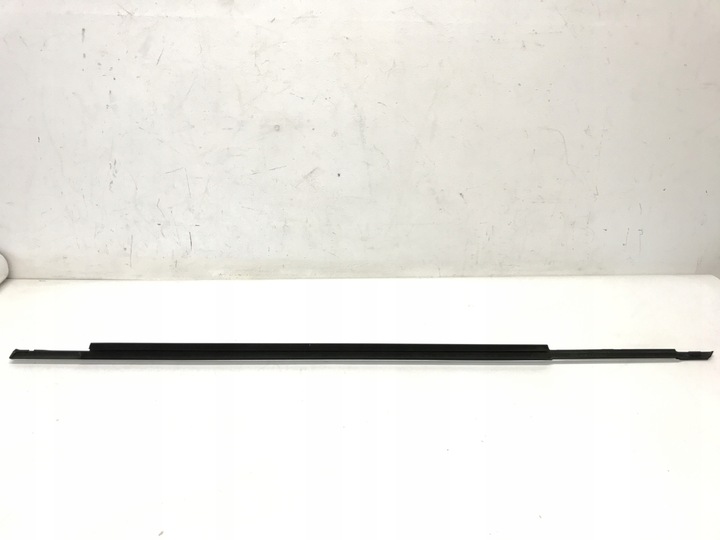 фото №7, Mercedes w213 планка накладка перед правый