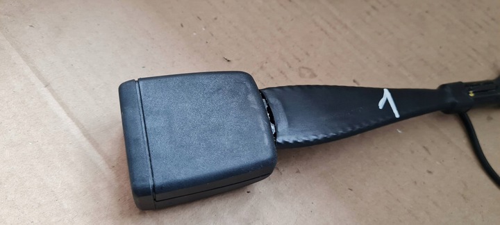 фото №5, Q3 83a застёжка скоба ремня безопасности перед 8w0857755f