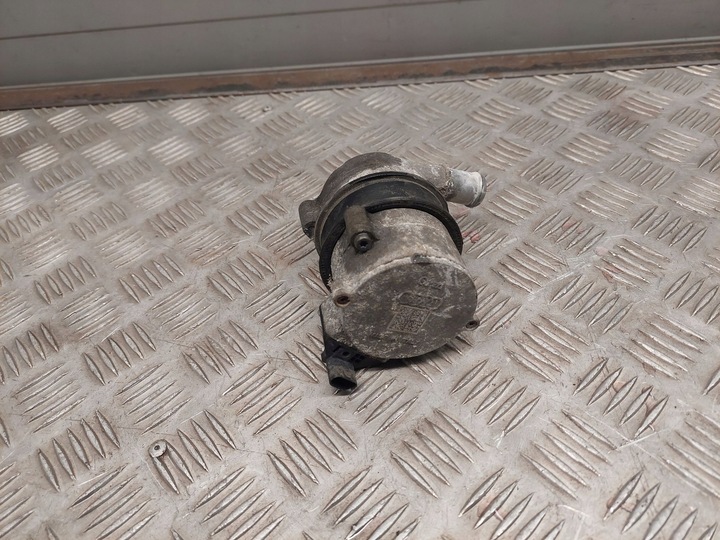 фото №5, Audi a8 s8 d4 4h 2015 насос циркуляції / циркуляції води