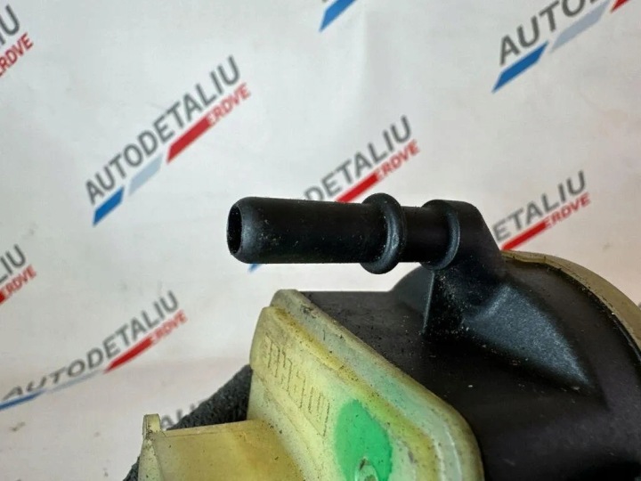 фото №11, Подогреватель фильтра топлива bmw 3 f30, f80 13328572521 2.0l дизель 2012