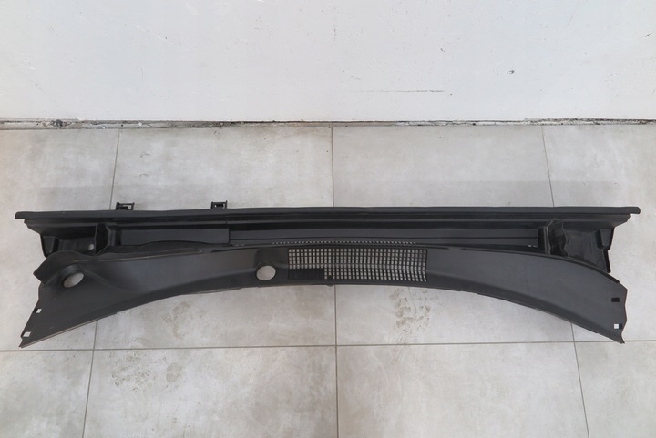 фото №1, Панель под лобовым стеклом пластиковый toyota rav4 v 55708-42230