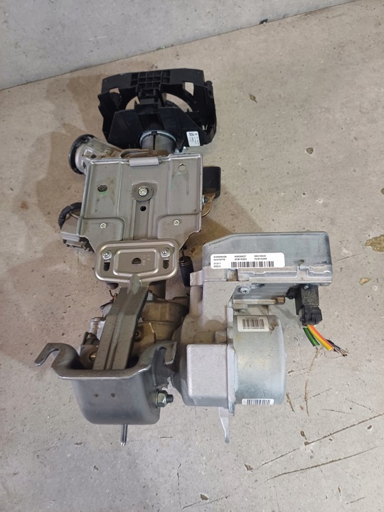 фото №4, Підсилювач електричні ford fiesta mk7 nr. 8v513c529kp