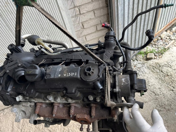 фото №8, Ford fiesta 1,4 tdci стійка двигуна двигун f6ja