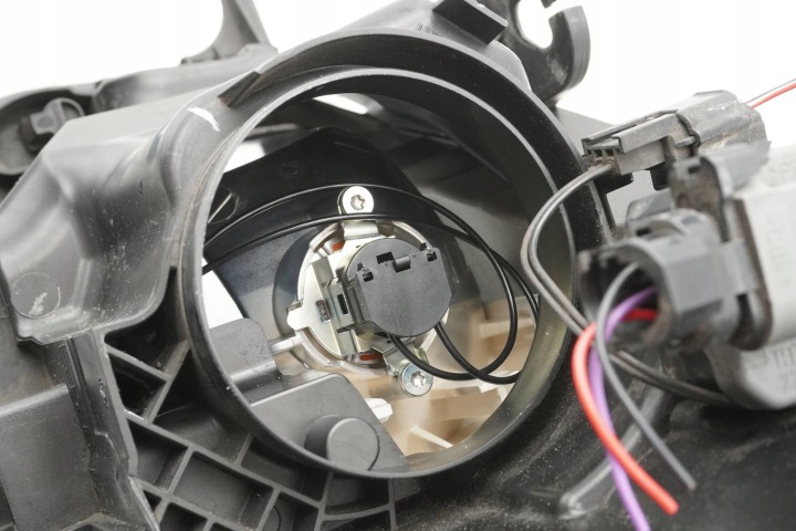 фото №11, Фара передняя правая nissan qashqai j10 рестайлинг 26010br00b
