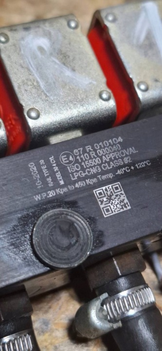 фото №11, Топливная рейка газа nissan primera p12 1.8 67r010104
