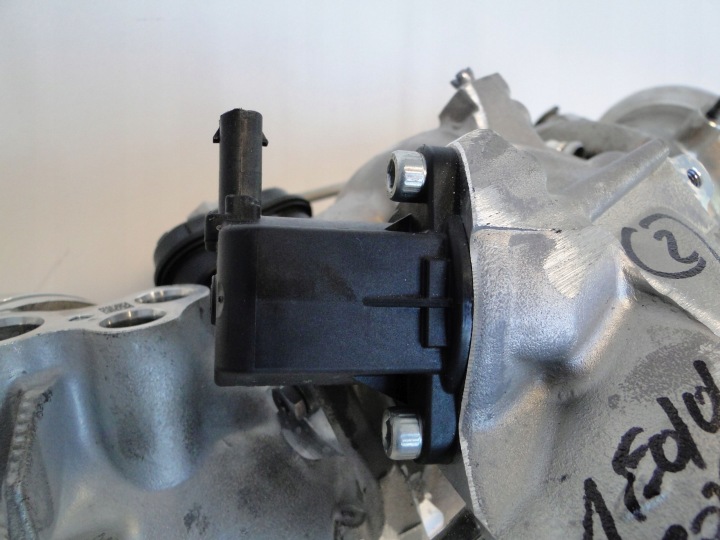 фото №8, Mercedes турбіна турбонагнітач turbo 3.0 r6 m256 a2560901300