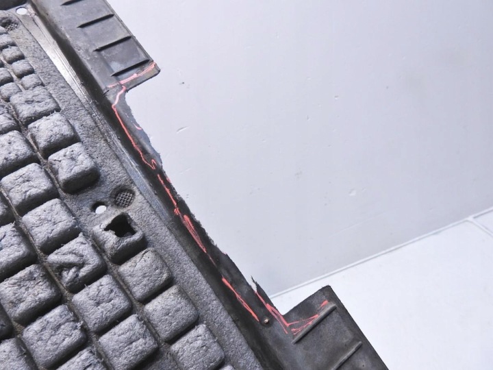 фото №8, Плита захист коробки audi a6 c6 2.7 tdi 4f0863822a