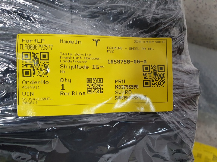 фото №6, Tesla модель s рестайлинг накладка планка пороговая правая комплект новое 6005875-00-j