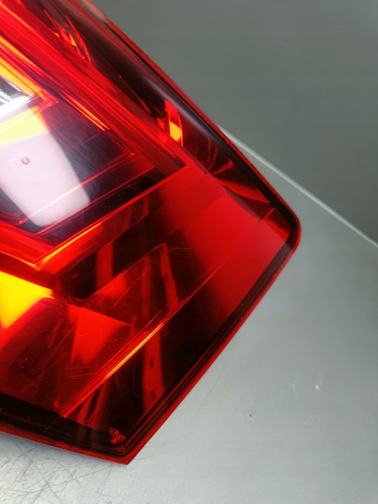 фото №7, Фара правая задняя skoda superb 3 fl iii рестайлинг sedan правое зад 3v5945208a