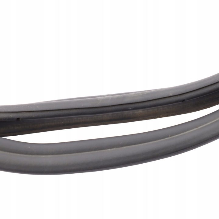 фото №11, Volkswagen scirocco mk3 ущільнювач кришки багажника 1k8827505b