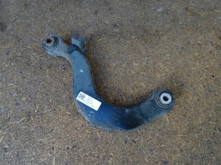 фото №12, Audi q3 8u a3 8v ричаг  зад заднє праве ліве 5q0505351b