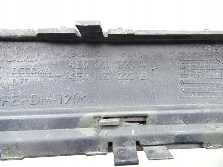 фото №8, Audi a8 d3 03-07 планка бампера левый перед