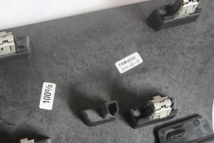 фото №5, Решітка планка dekor mercedes w247 b alu w панель приладів