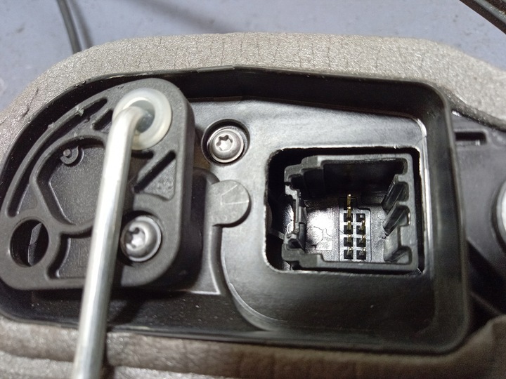 фото №4, Insignia b замок двері перед лівий c3039081 8 pin