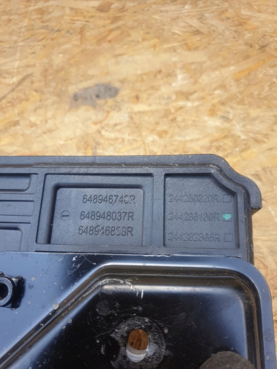 фото №5, Dacia jogger основание акумулятора 648946748r