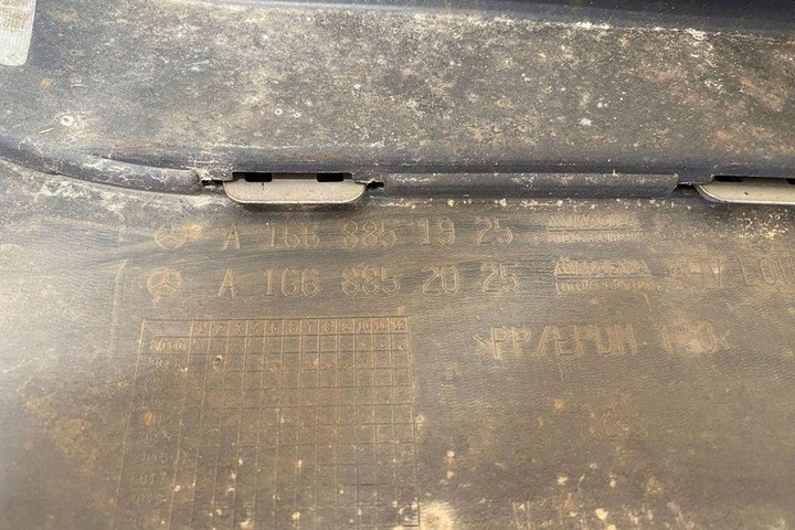 фото №11, Диффузор заднего бампера mercedes-benz m w166 a1668851925 3.5l дизель