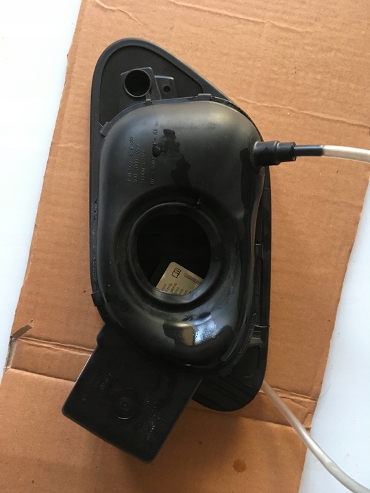 фото №6, Крышка заливка топлива vw golf vii hb lc9a бензин 04e010012r 5g0809857