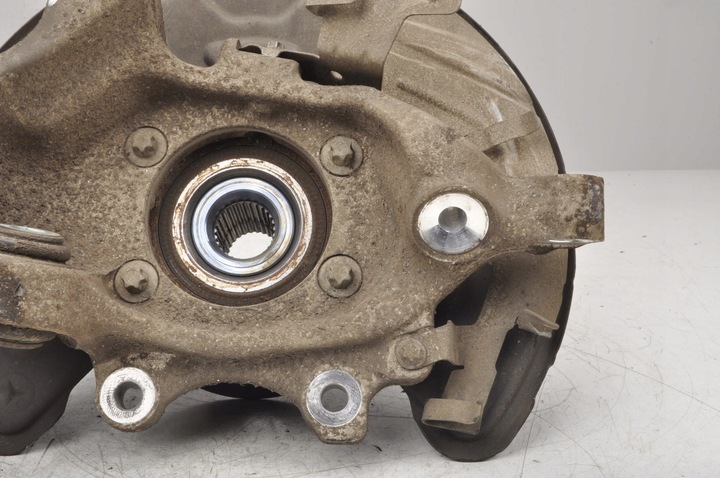 фото №7, Mercedes glc x253 2.0 поворотный кулак правые зад