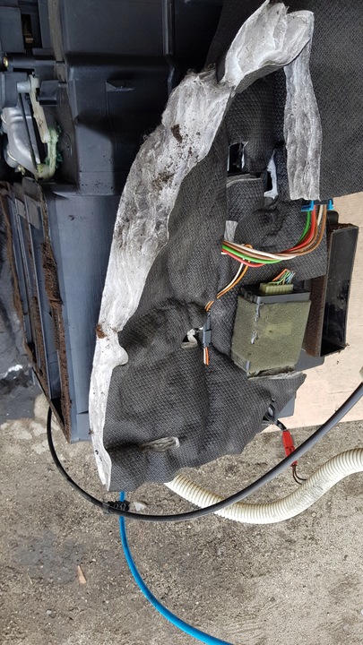 фото №16, Mercedes w163 nagrzewnicaeu європа a1638301762