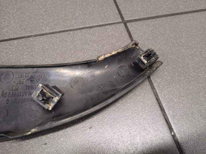 фото №5, Панель под лобовым стеклом правое ford galaxy 1.9 7m0853188c